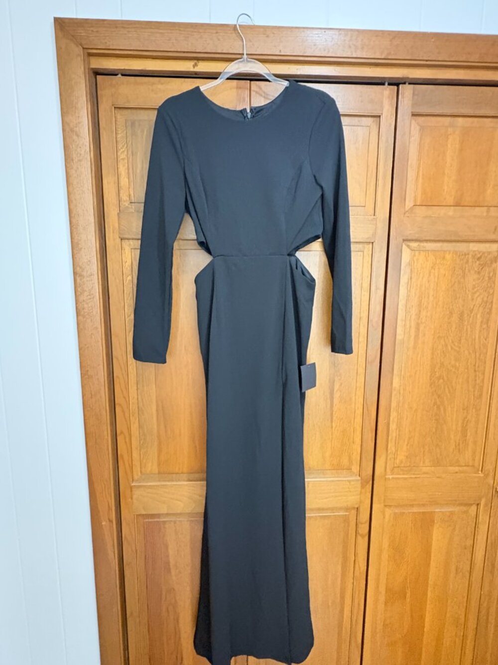 Lulu’s Black Long Sleeve Cutout Maxi Dress NWT Size L